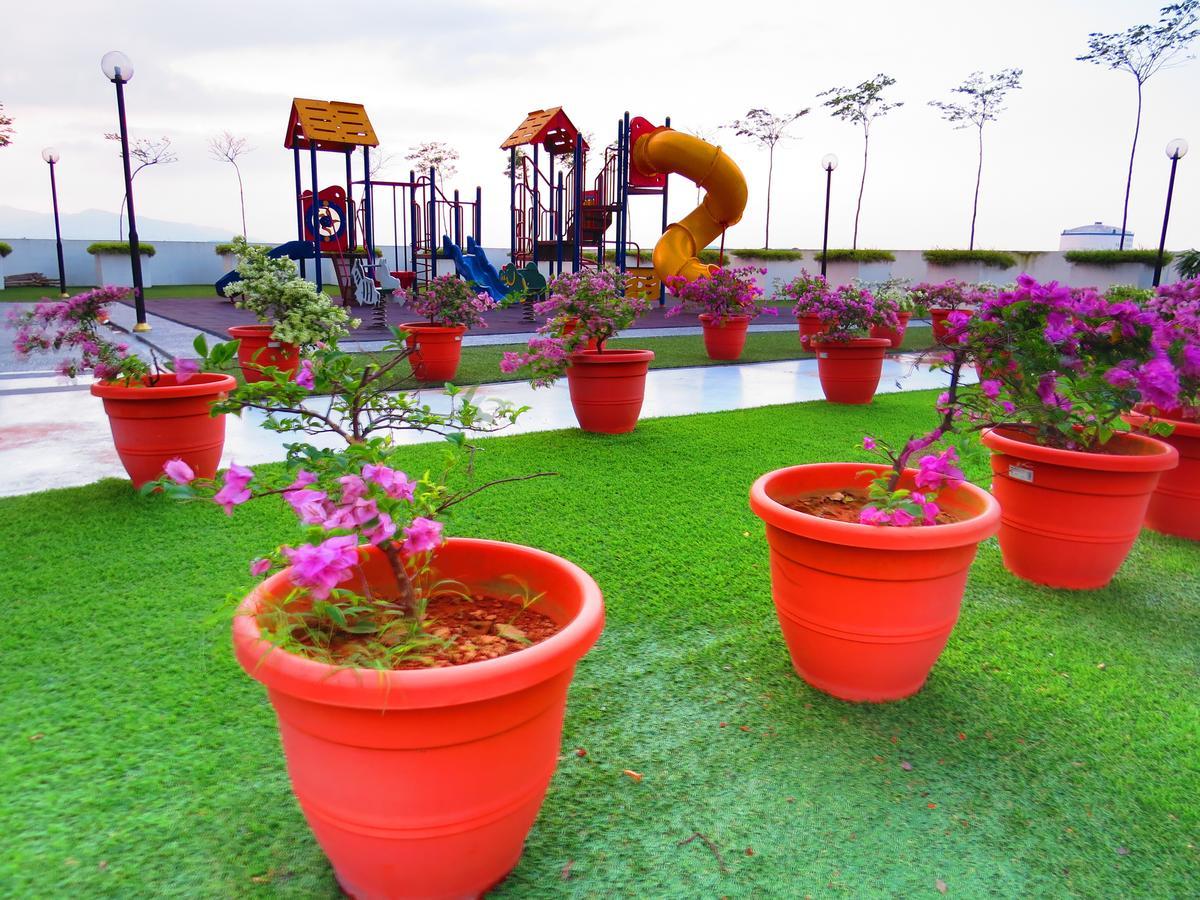 The Garden By J&G Vacation Homes Skudai Eksteriør bilde